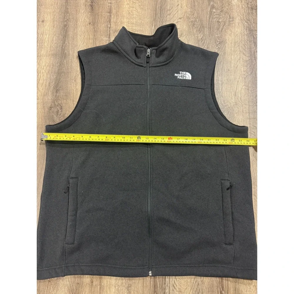 The North Face Mens Circular Design Fleece Vest Black XXL NF0A87RM Full Zip